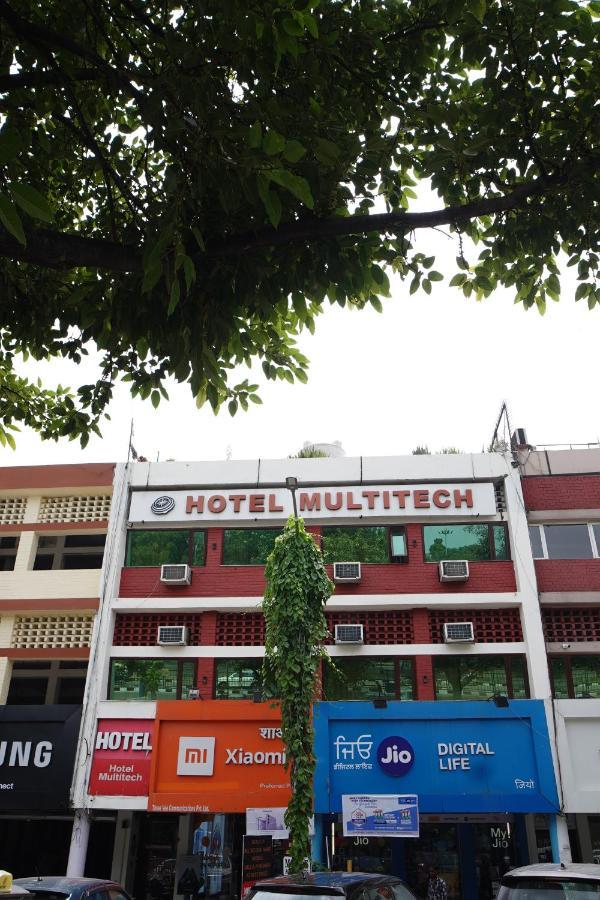Hotel Multitech Premium Chandīgarh Екстериор снимка