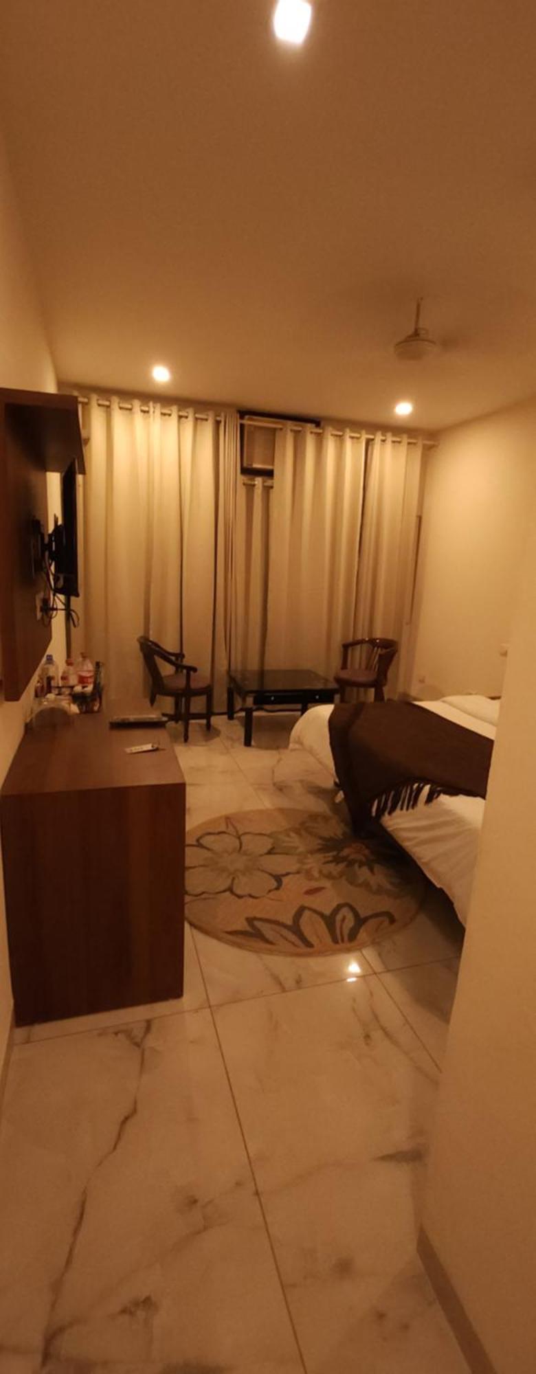 Hotel Multitech Premium Chandīgarh Екстериор снимка